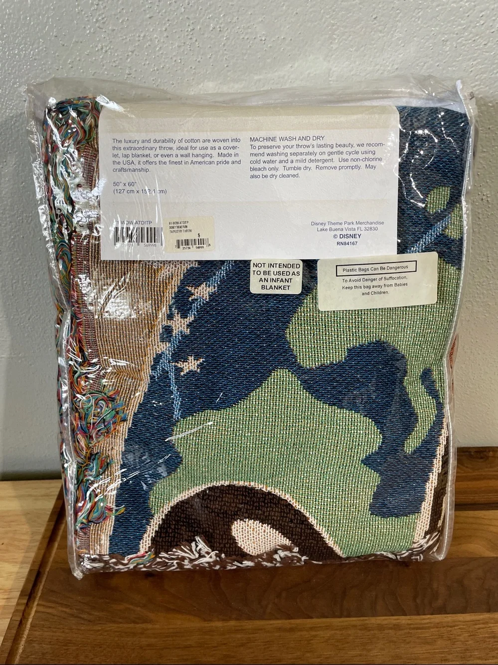 Walt Disney World Tapestry Woven Throw NWT 2011 Mickey Mouse USA Collectible